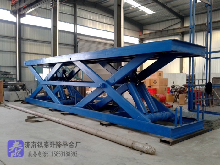 剪叉式升降機(jī)制造廠家_品質(zhì)與創(chuàng)新的引領(lǐng)者.jpg