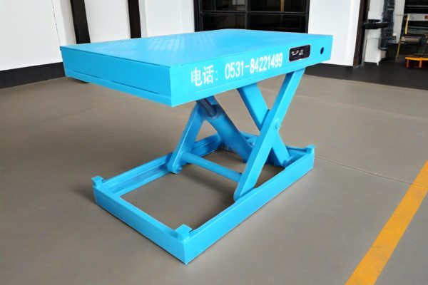 剪刀叉升降機(jī)油缸放在底部